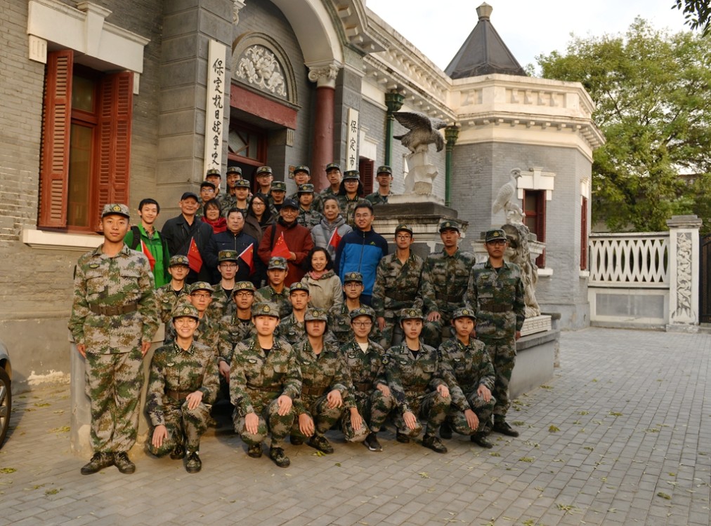 5d836c0264dc39eb.jpg