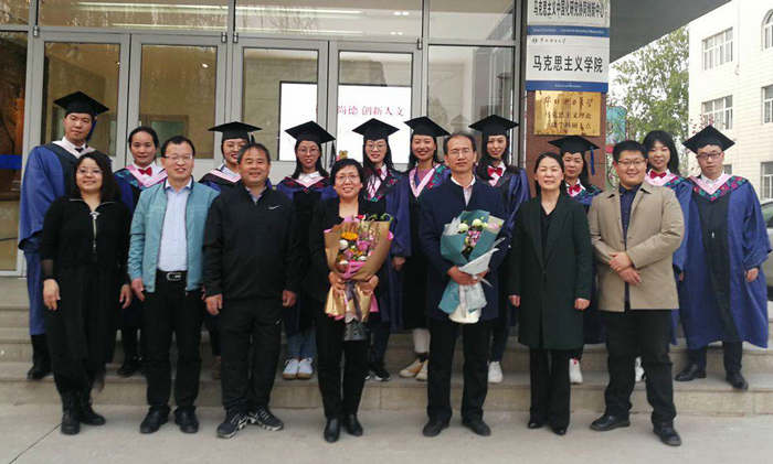 db1dbbaab3b94d60b1b8601c9ccac7eb.jpg
