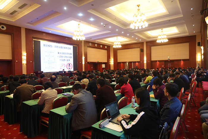 700 DN6A2277.jpg