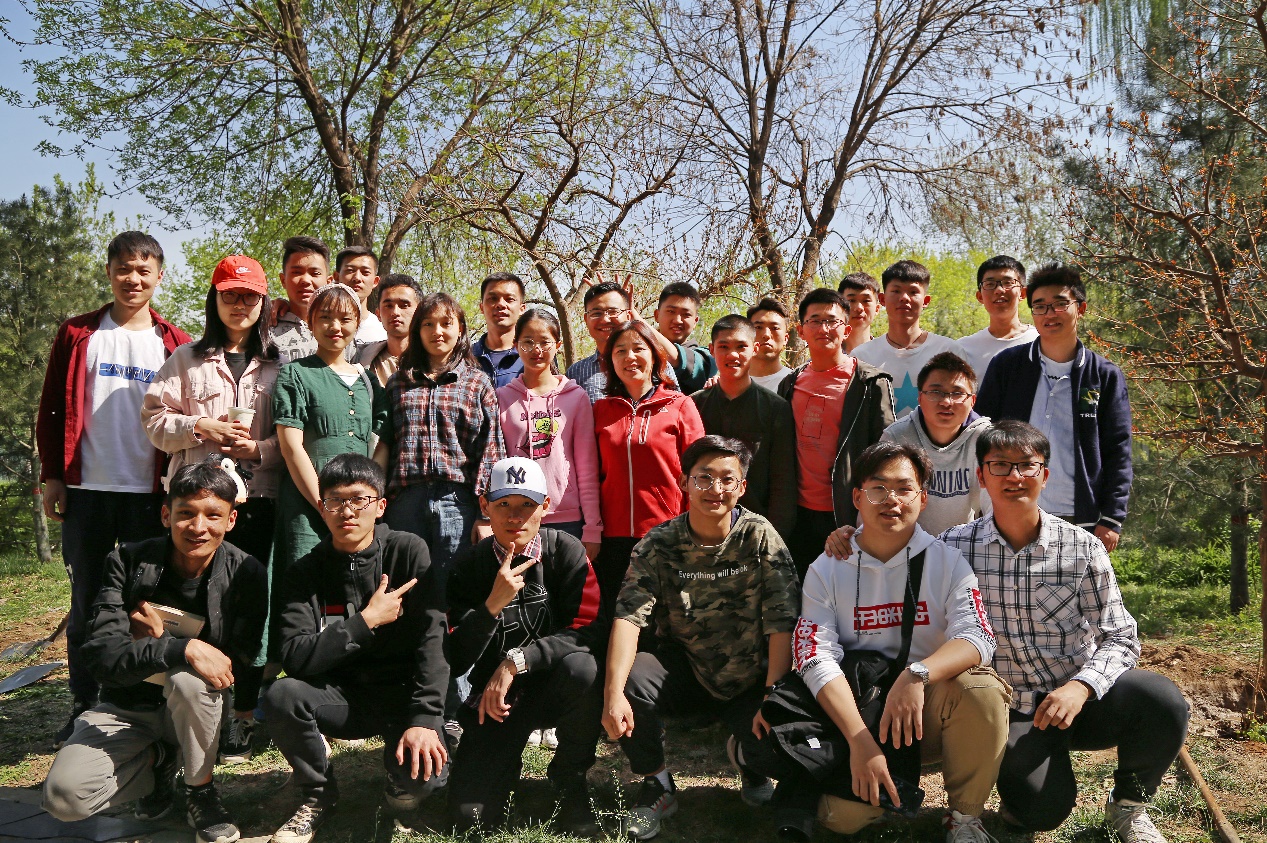 C:\Users\slxnd\AppData\Local\Temp\WeChat Files\bd569722cec4fdcd7bdd2749cdc085a.jpg