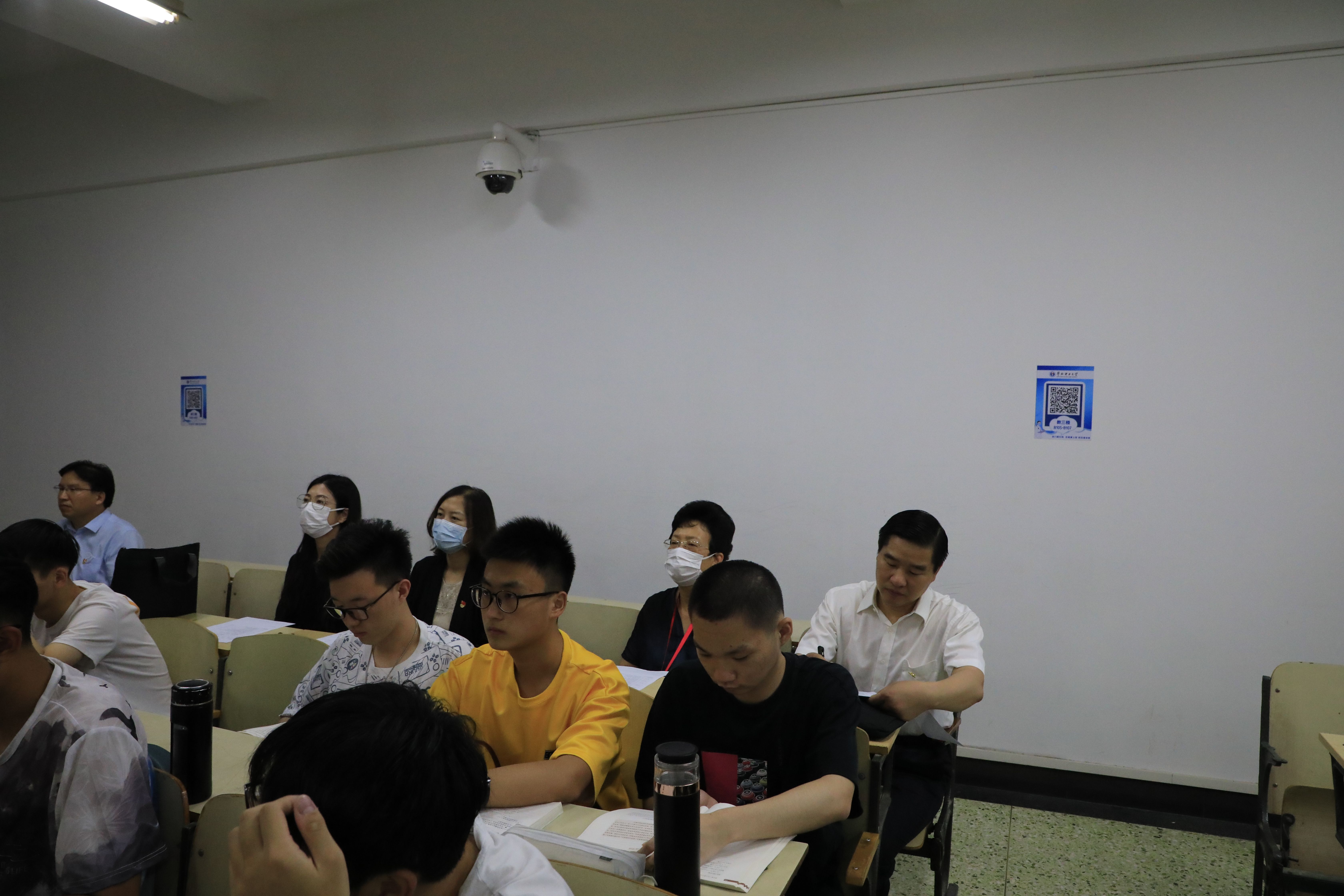 d102e35fe21a4efa9ff9568a9e9dd7b5.jpg