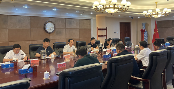 昌平区副区长杨仁全一行到我校调研座谈