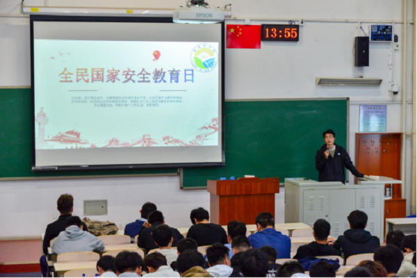 aa3c5a81a2c3417cb7ac2321b3988766.jpg
