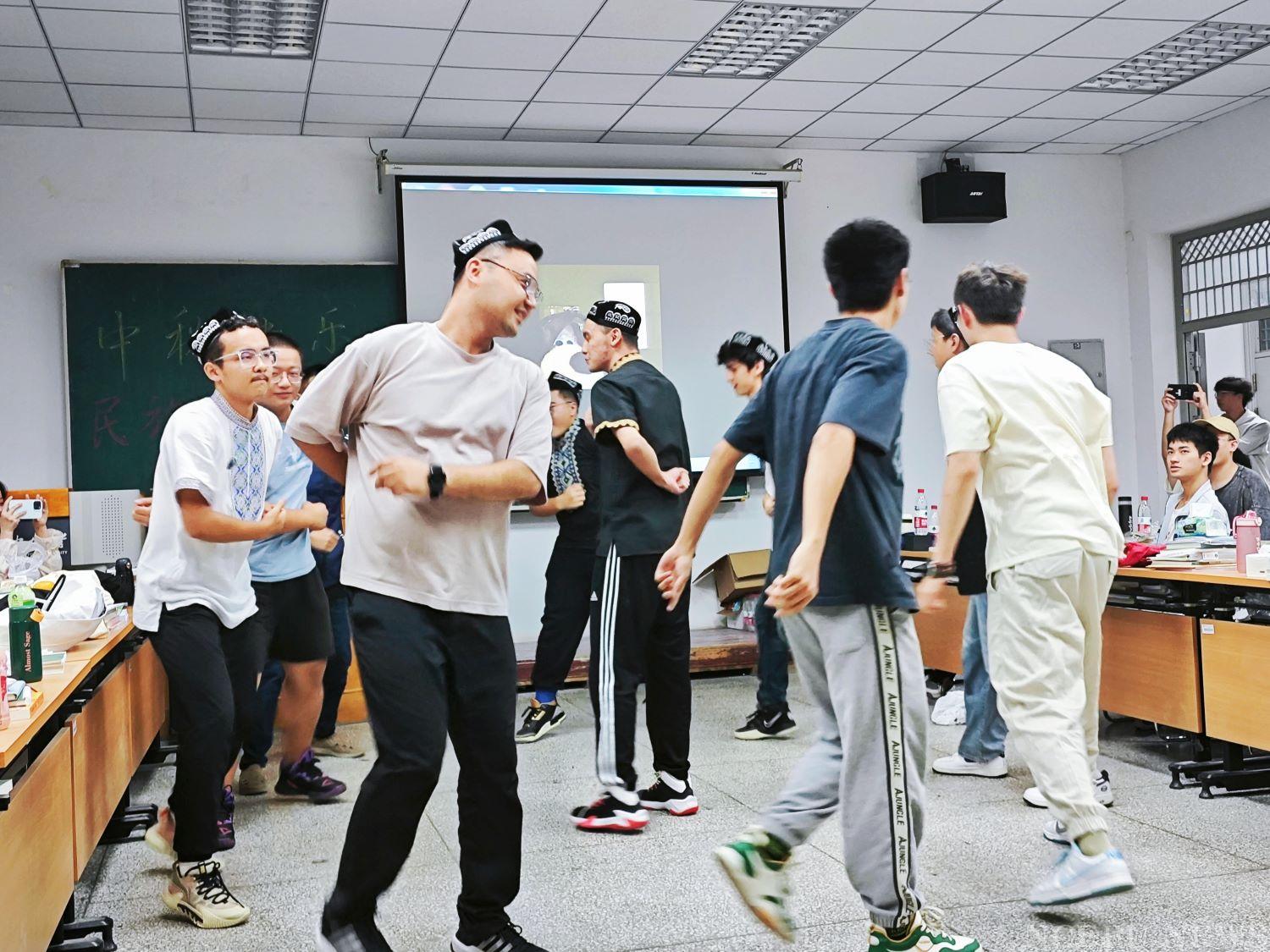 7b54101af83b4492933b72dcb74ad541.jpg 7b54101af83b4492933b72dcb74ad541.jpg