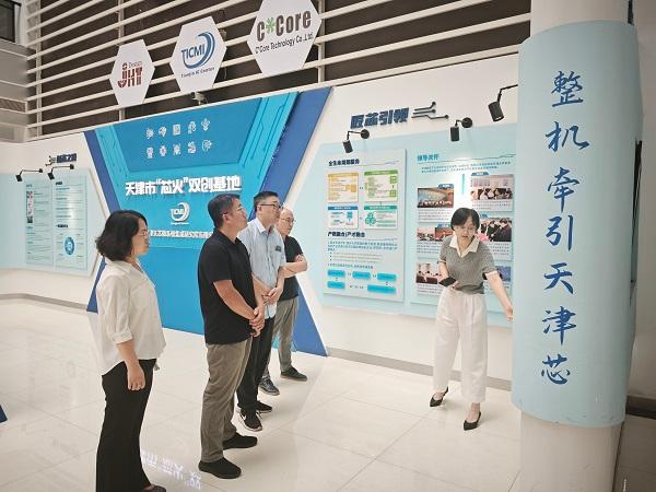 43cb66872205509198758904ed8ba979 - 副本.jpg