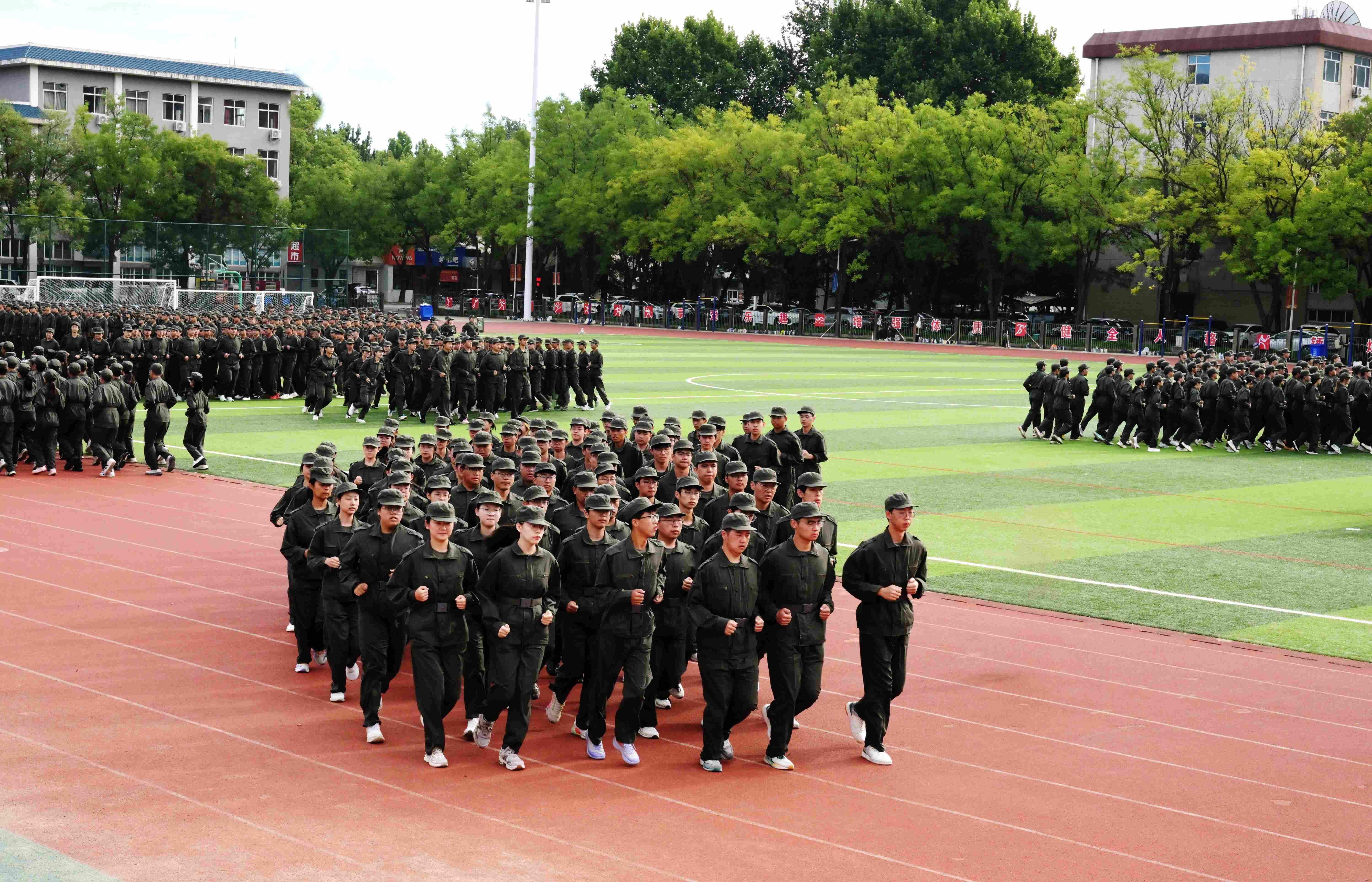 TQJ_学生军训 25(1).jpg