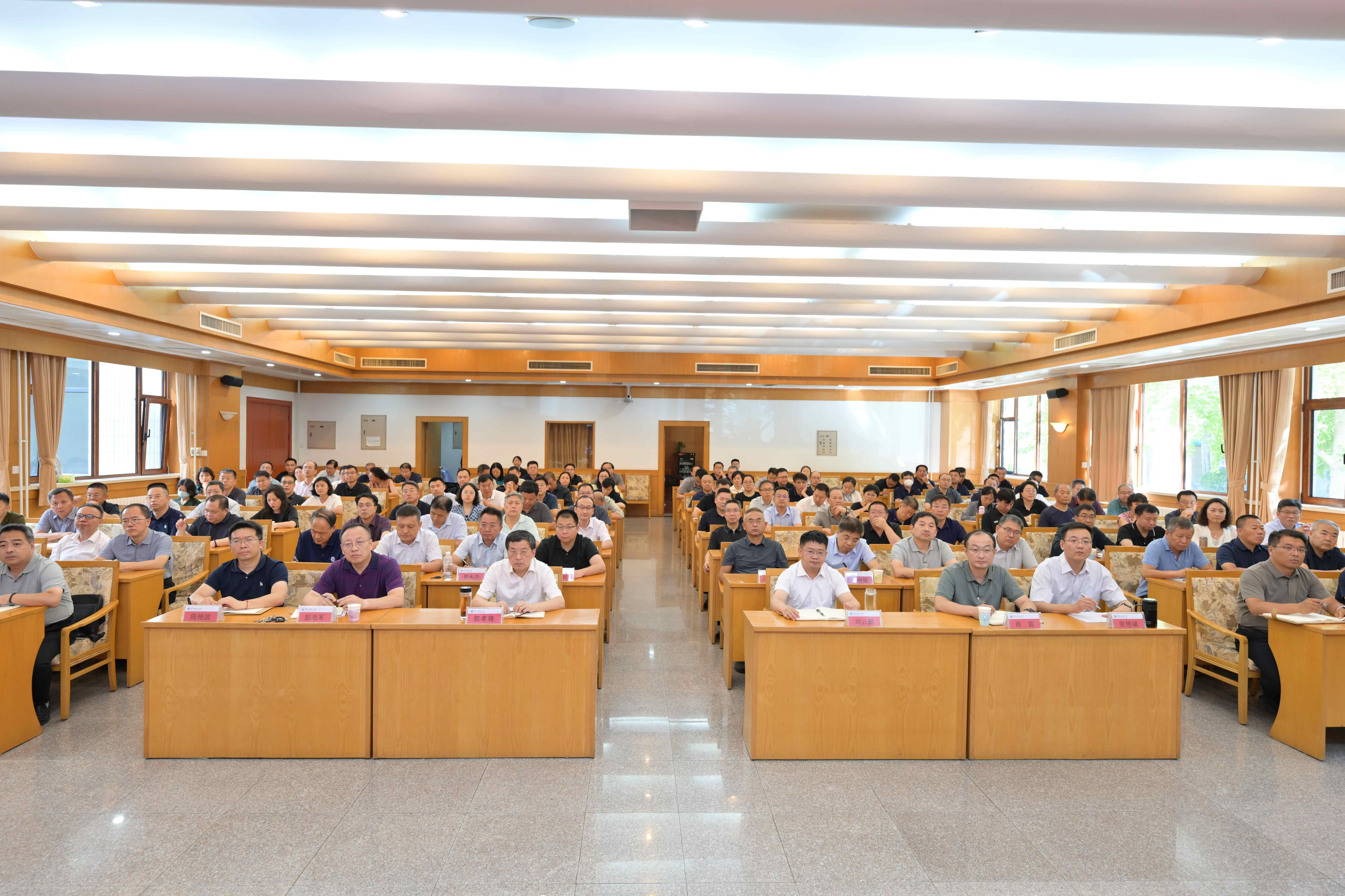 TQJ_全校中层干部会 6(1).JPG TQJ_全校中层干部会 6(1).JPG