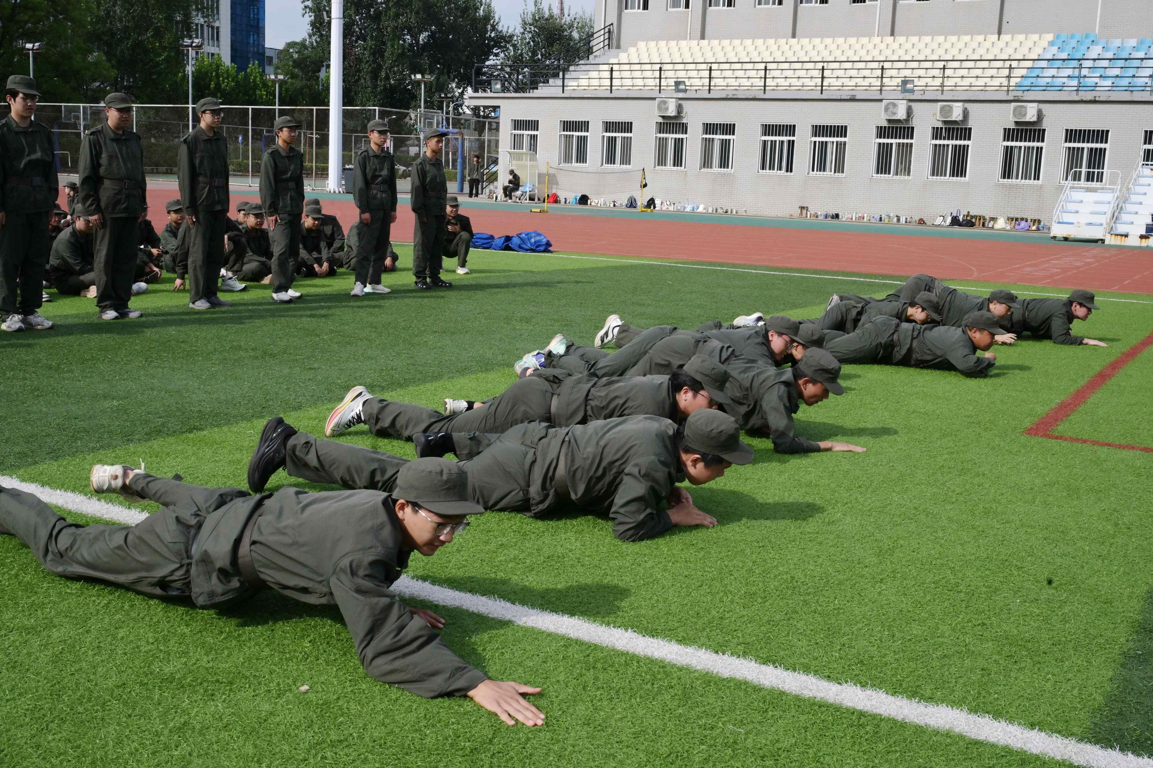 TQJ 学生 1.jpg