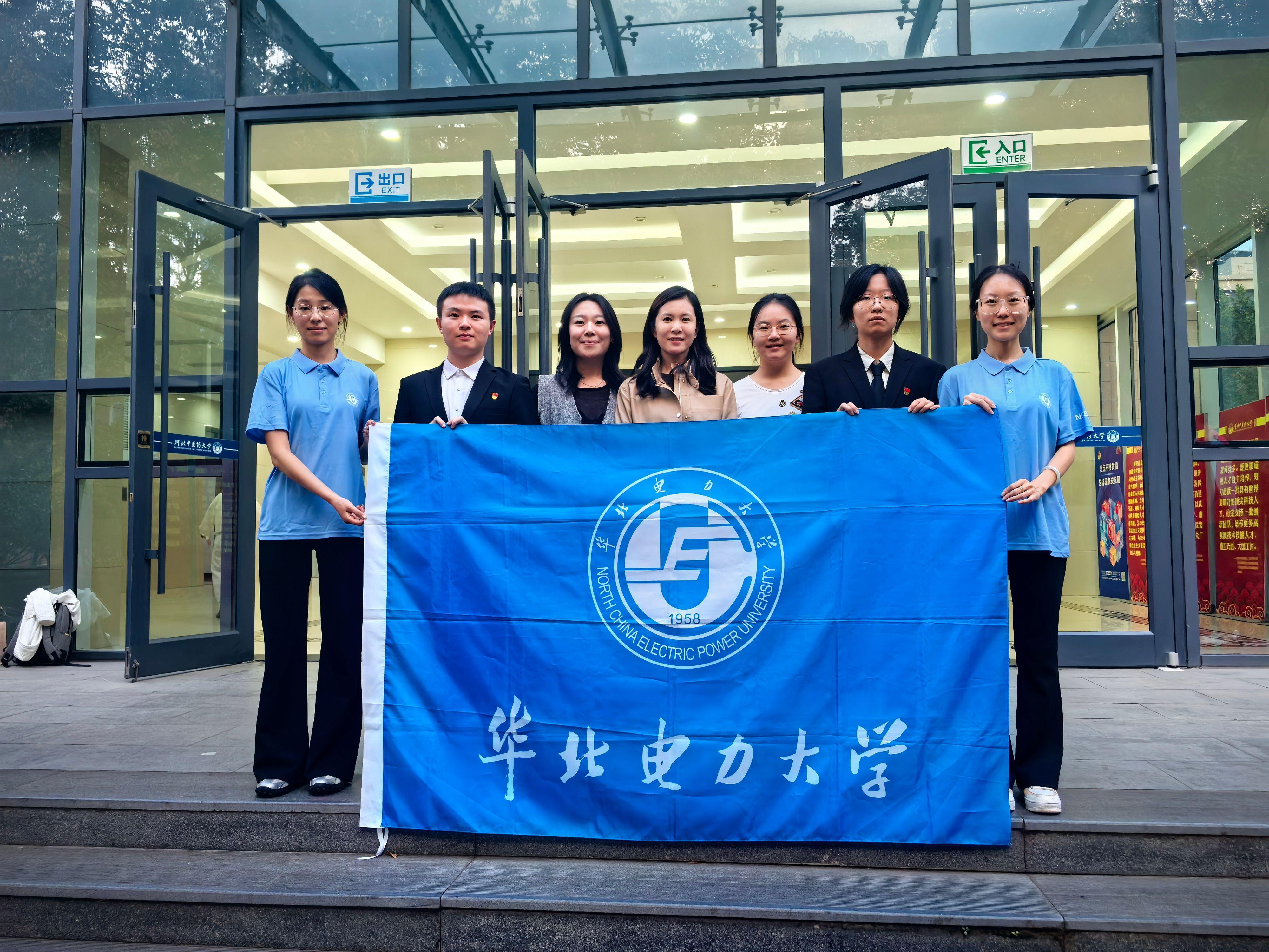 图片4.jpg 图片4.jpg